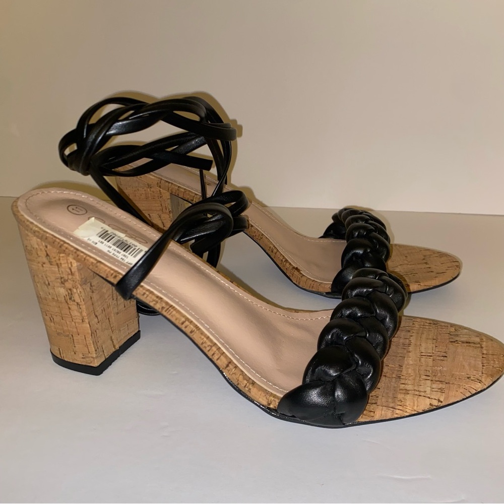 Mata Low Heels